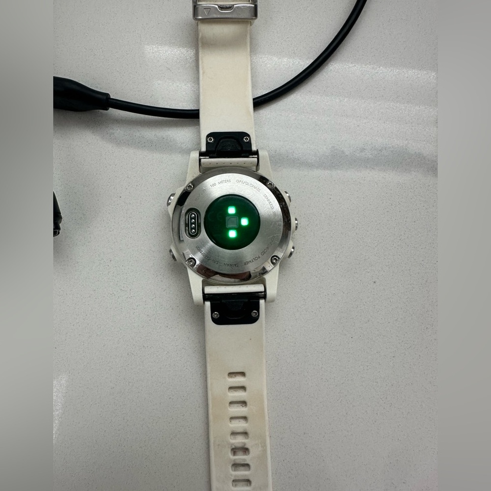 Garmin Fenix Silver and White Watch - Picture 5 of 7